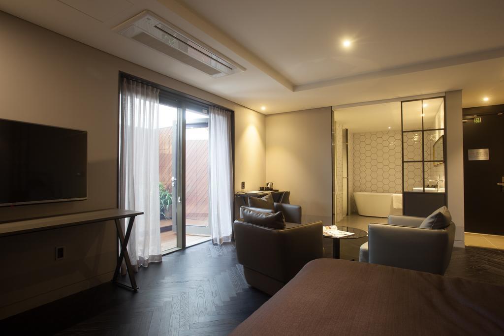 Hotel Gaden Suwon Exterior foto