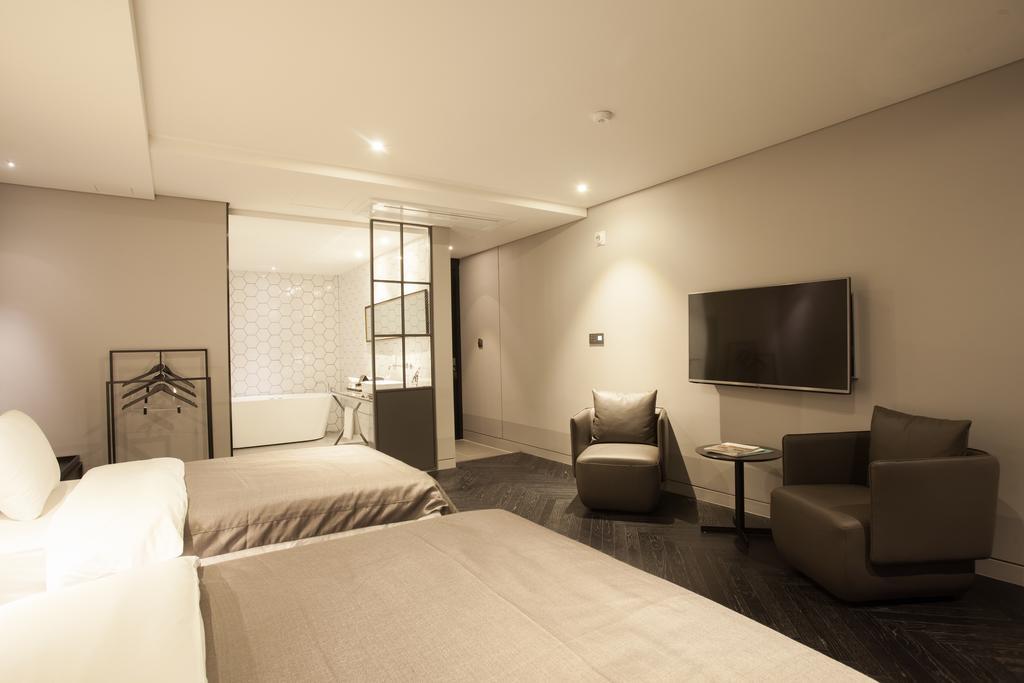 Hotel Gaden Suwon Exterior foto